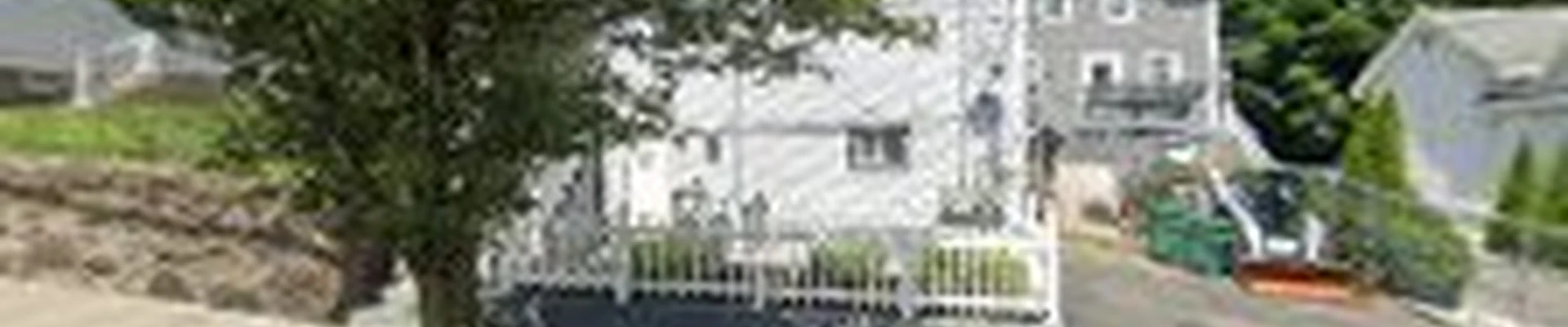 Captain’s Tree service LLC