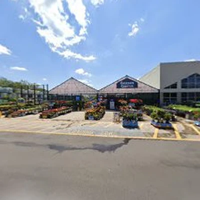 Lowe's Garden Center