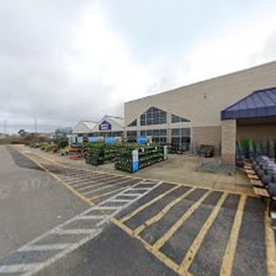 Lowe's Garden Center