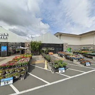 Lowe's Garden Center