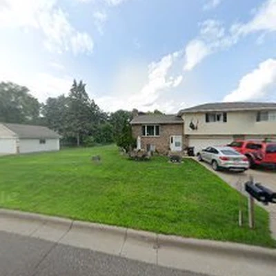 Mn Construction & Remodeling INC