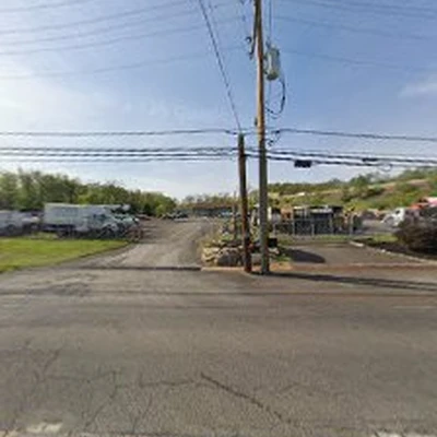 Joe McIlvaine Tree & Lawn Services
