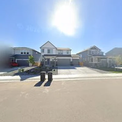 Premier Custom Landscapes LLC