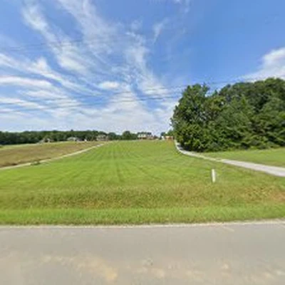 HCM lawncare and landscaping @ Facebook