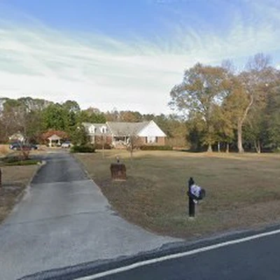 Johnson's Landscaping & Maintenance, Inc.
