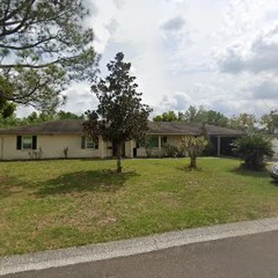 Menard's Lawn and Landscaping LLC