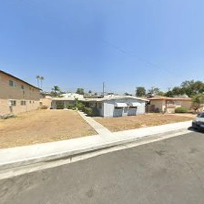 Juans Gardening service and landscaping tree service in Ontario ca