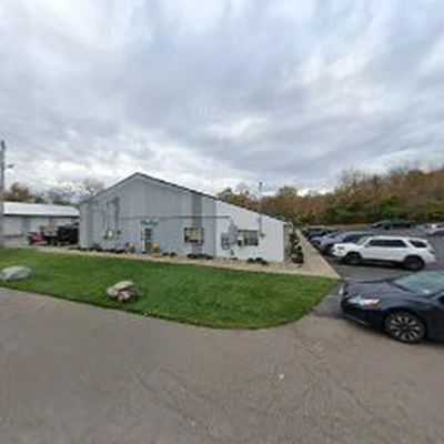 Paramount Lawn + Landscape