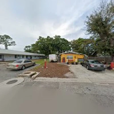 Brown's Lawn's & Landscaping