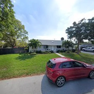Everglades Lawn and Landscaping