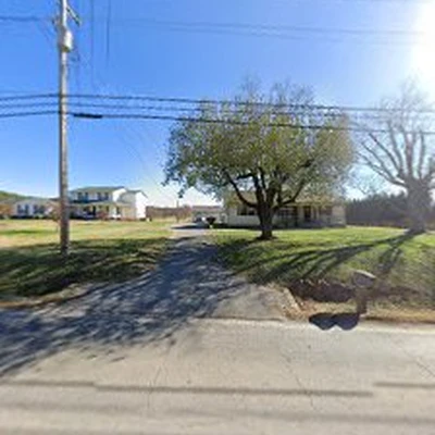 Big Springs Lawn Care