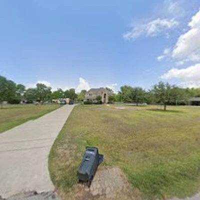 Harry's Lawn And Garden