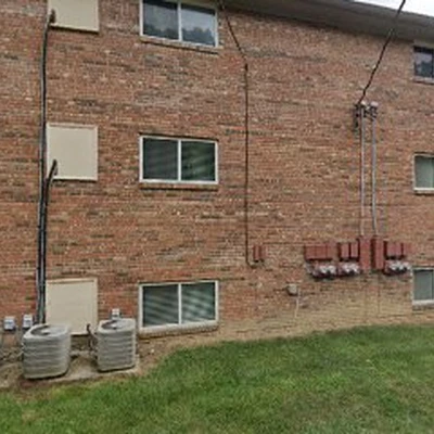Sister To Woman Cleaning and Sanitation Services LLC