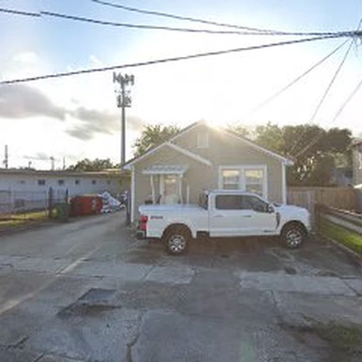 MACLEAN'S AIR CONDITIONING & HEATING LLC