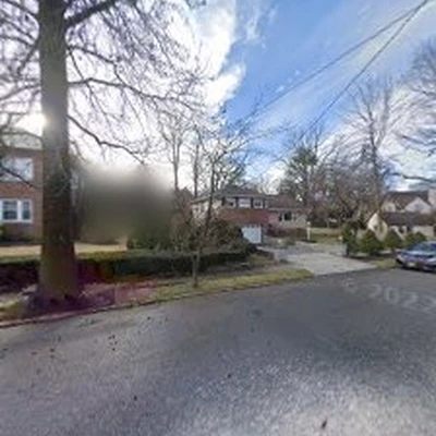 Year Round Yonkers Tree Removal Service