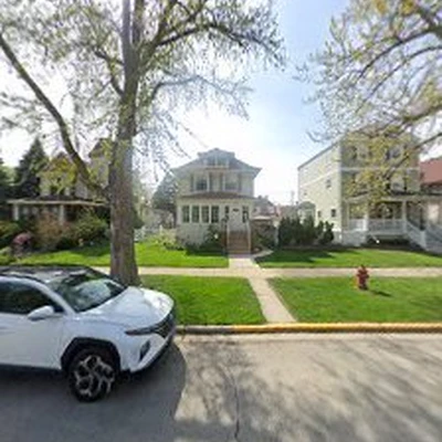 Omar C Eco-Friendly Lawns