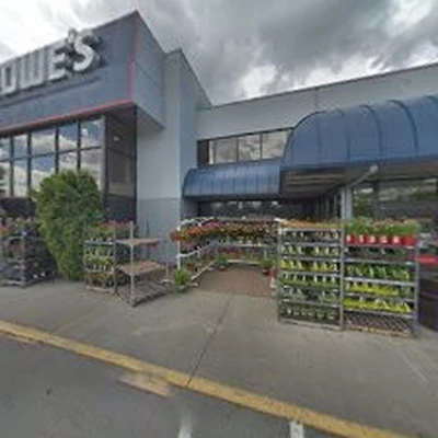 Lowe's Garden Center