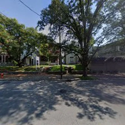 Louisville Tree Service, LLC