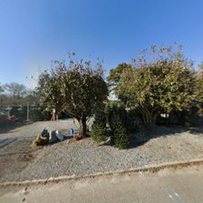 Lee's Produce & Garden Center