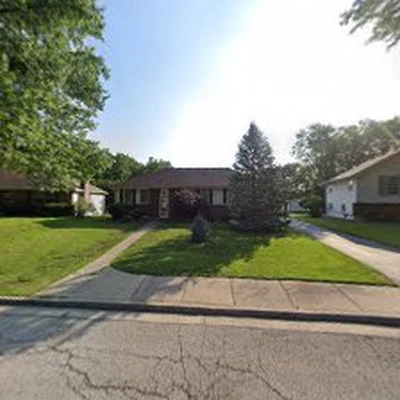 Del's Tree Service, LLC