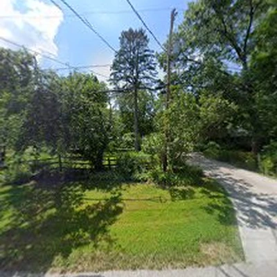 L E Savory Tree & Lawn Services Inc