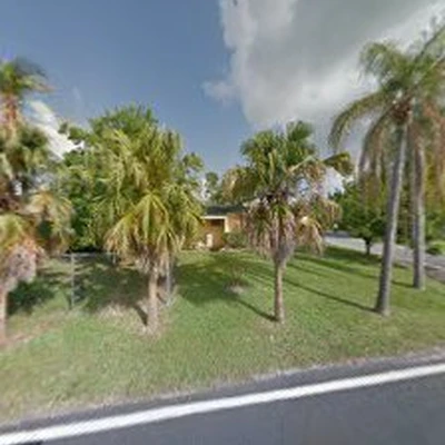 Well Groomed Lawns, LLC