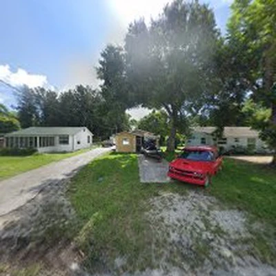 Miguel's Stump Grinding and Tree Service