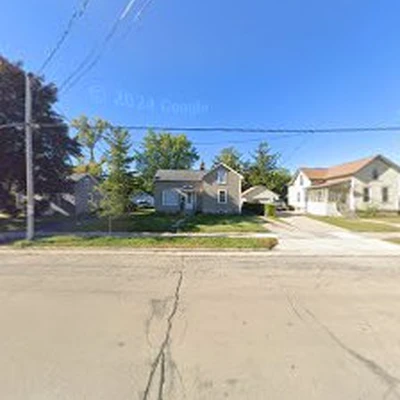 Ross Exteriors Tree Service Oshkosh